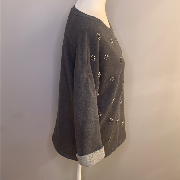Adorable Gray Forever 21 Sweatshirt with Jewels S - Picture 5 of 8
